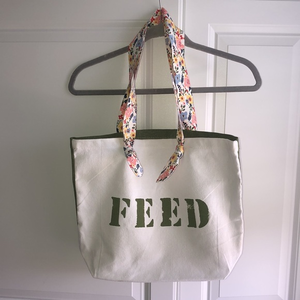 Clarins Feed 10 Shopper Tote Bag Floral shoulder Straps